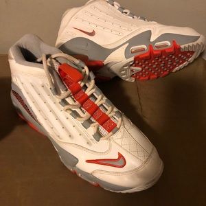 NIKE Air Griffy size 6